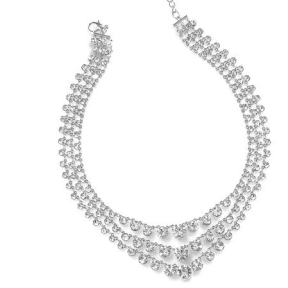 Elegant Silver Necklace